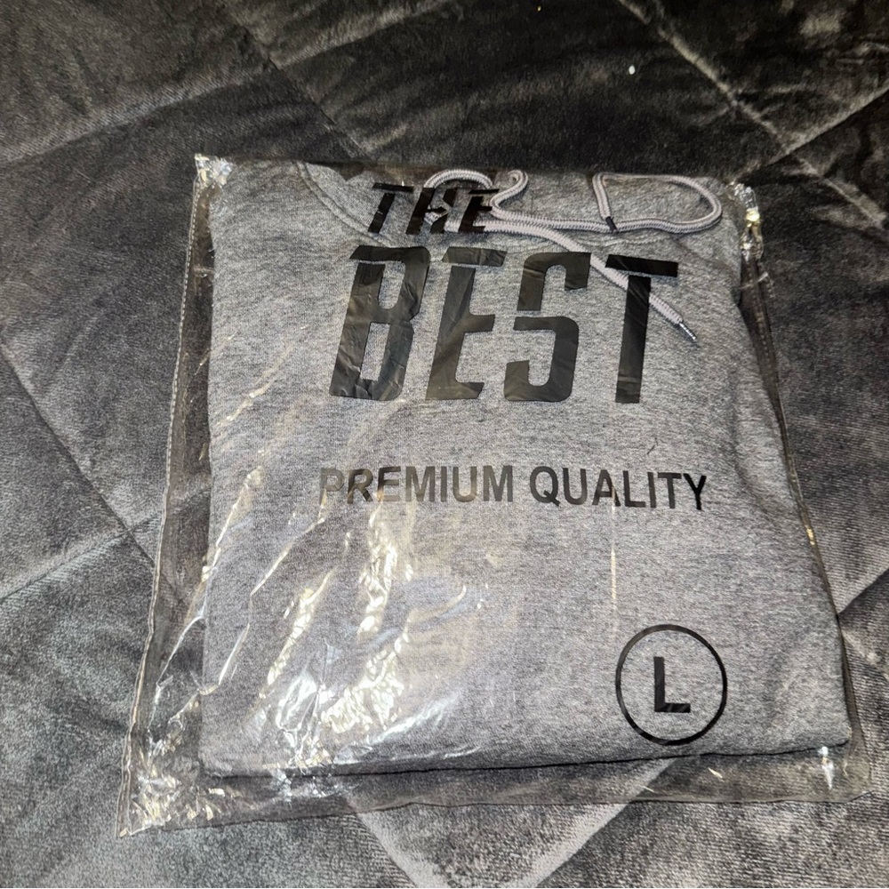 Men’s gray hoodie